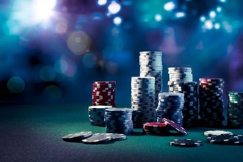 Filipino player browsing voslot sports and casino categories on mobile